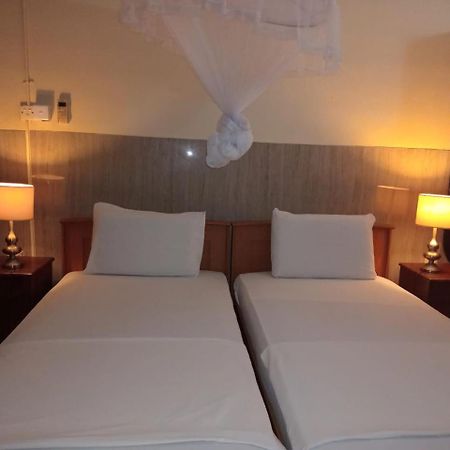 מלון אנוראדפורה Milano Tourist Rest מראה חיצוני תמונה