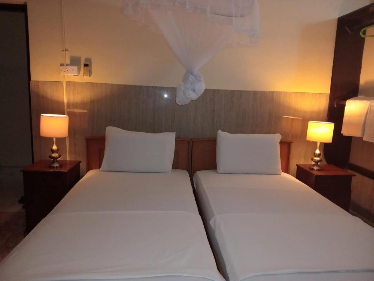 מלון אנוראדפורה Milano Tourist Rest מראה חיצוני תמונה