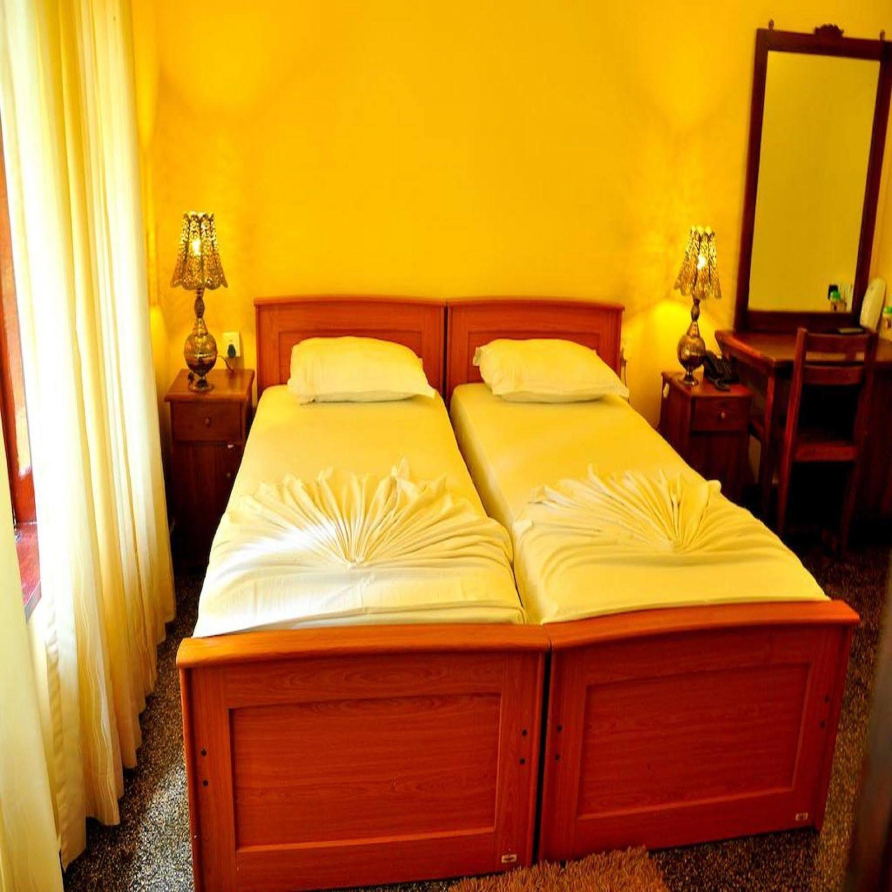 מלון אנוראדפורה Milano Tourist Rest מראה חיצוני תמונה